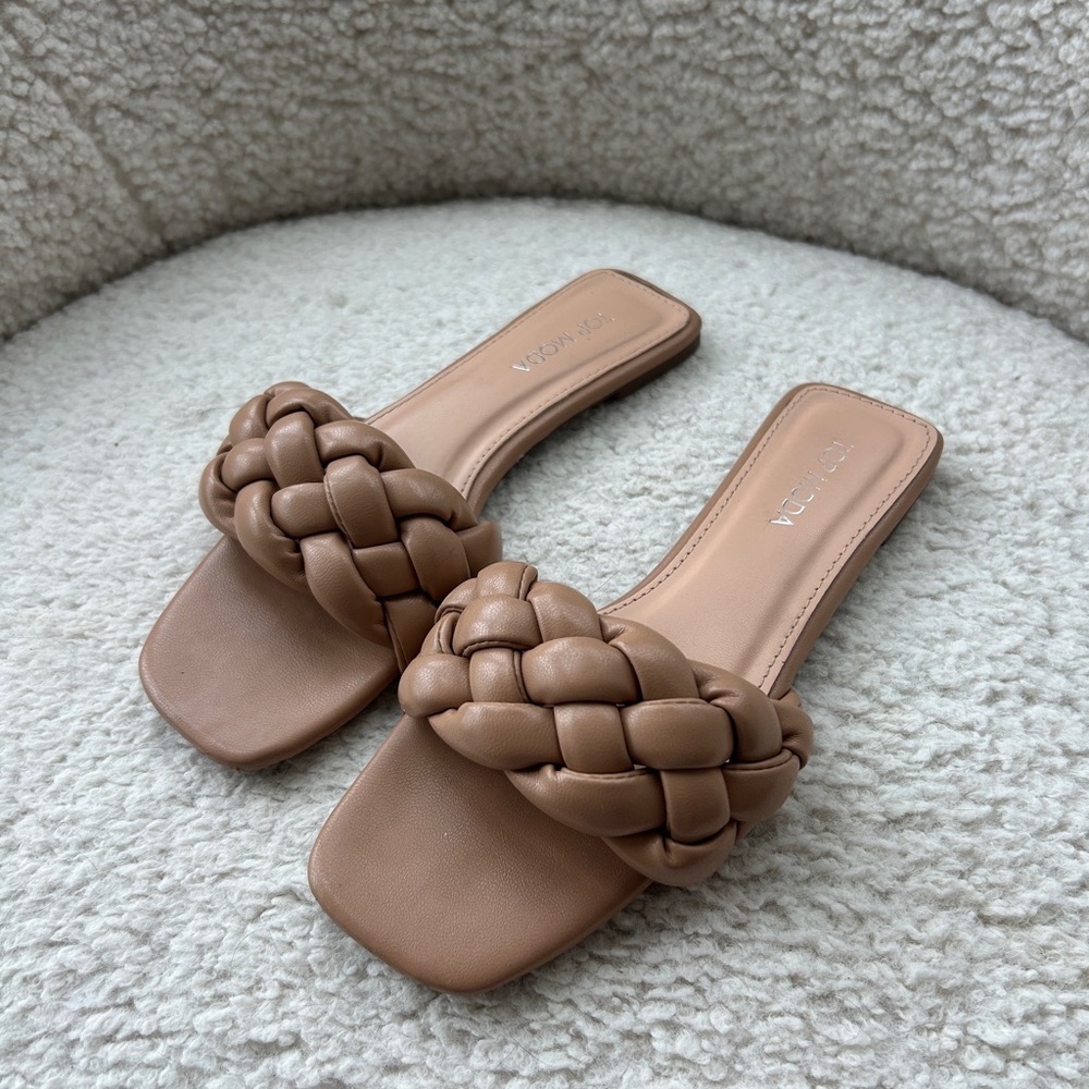 TOP Moda Tan Braided Sandals